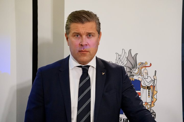 Bjarni Benediktsson kynnir fjarlagafrumvarpið fyrir árið 2019.