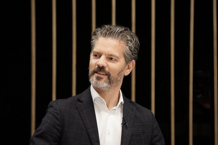 Dagur B. Eggertsson borgarstjóri dróg fram nýlega skýrslu Jarðvísindastofnunar HÍ, sem unnin var fyrir sveitarfélagið Voga, í umræðum um framtíð Reykjavíkurflugvallar í vikunni.