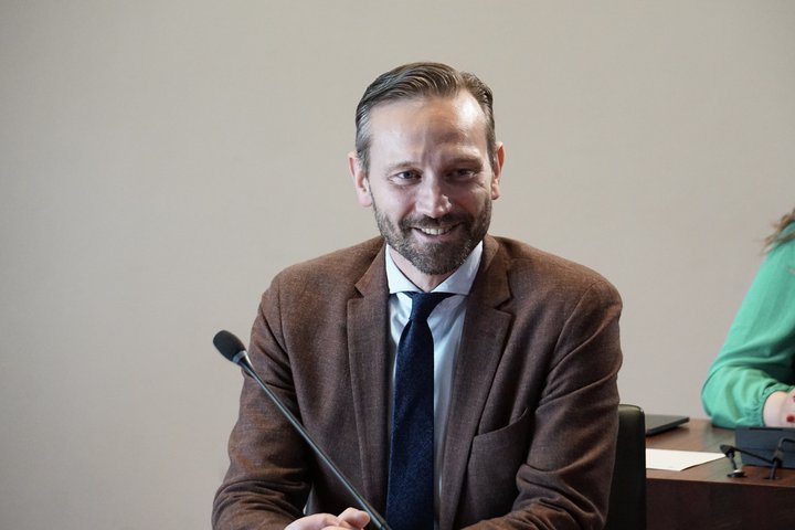 Einar Þorsteinsson úr Framsóknarflokki er formaður borgarráðs. Hann verður svo borgarstjóri síðar á þessu kjörtímabili.