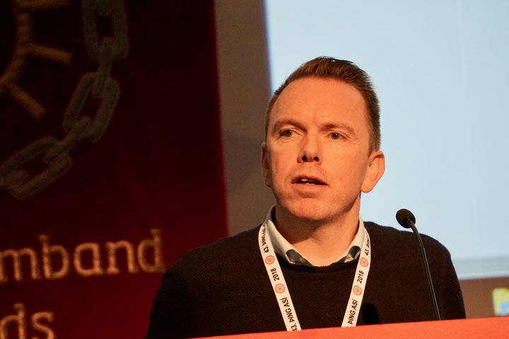 Ragnar Þór Ingólfsson formaður VR hefur sagt sig úr miðstjórn ASÍ.