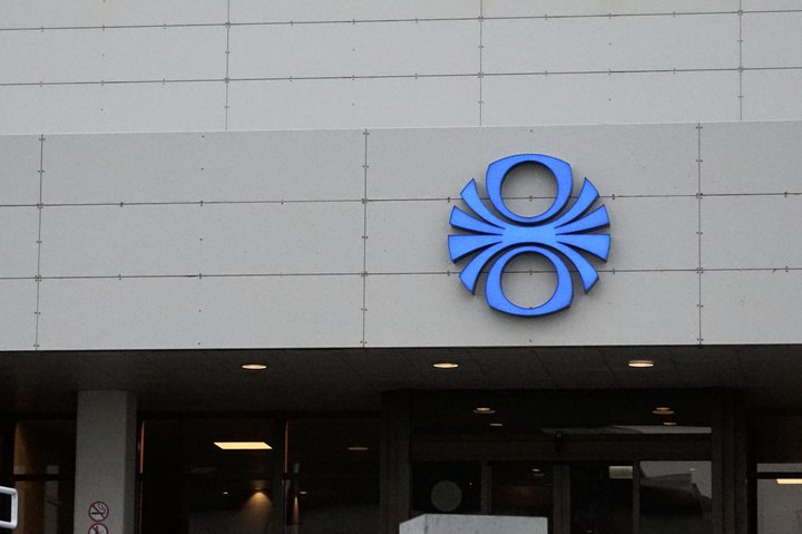 Ráðherra fjölmiðlamála stefnir á að RÚV hverfi af auglýsingamarkaði.