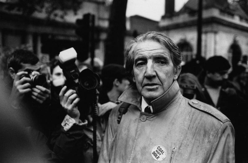 Dennis Skinner á baráttufundi með kolanámumönnum árið 1992.