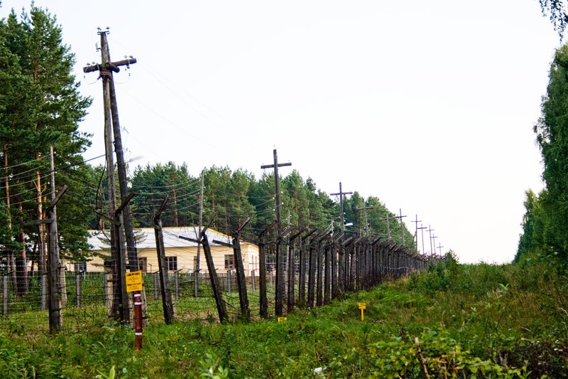 Öryggisgirðing sem umlykur borgina Ozersk, áður Chelyabinsk.