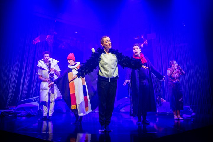 Fuglabjargið Mynd: Borgarleikhúsið