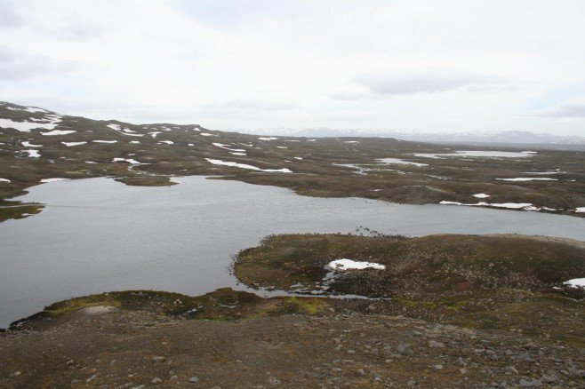 Stöðuvötn í Leirudal sem færu undir miðlunarlón virkjunarinnar. Mynd: Matsáætlun Arctic Hydro