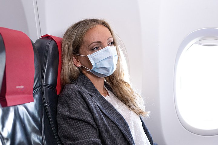 Farþegar geta að sjálfsögðu áfram valið að bera grímur um borð í flugvélum.