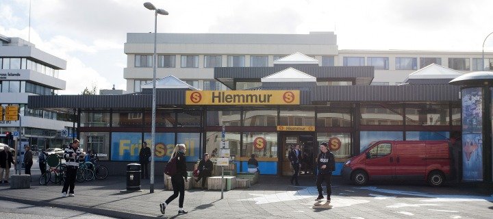 Hlemmur.a.almynd.jpg