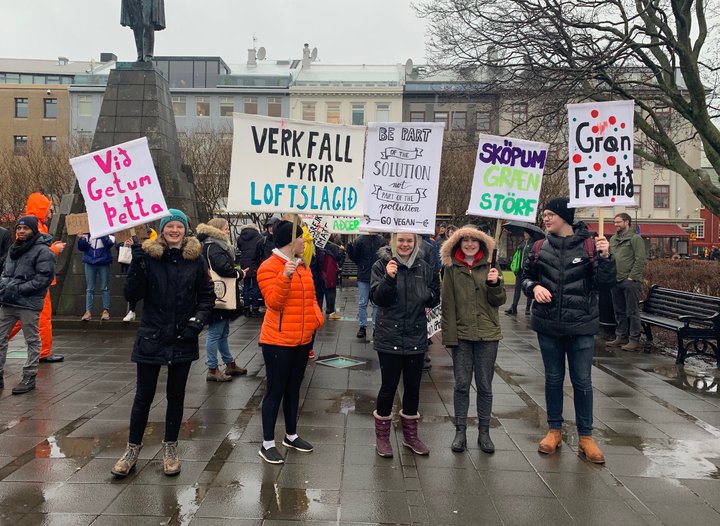 Mótmæli ungs fólks vegna loftslagsbreytinga