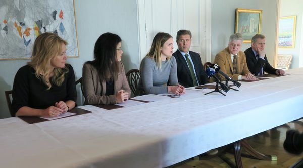 Frá undirritun samstarfsyfirlýsingar um loftslagsmál í maí