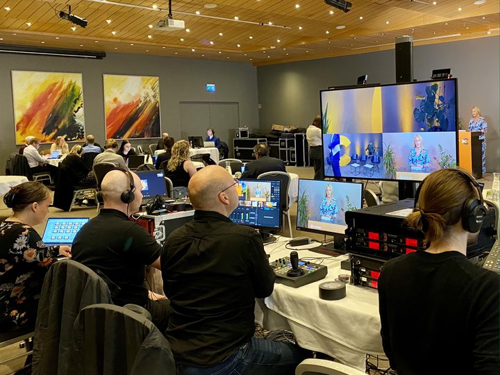 Landsþing Viðreisnar fór ffram með rafrænum hætti um síðustu helgi. Þar var samþykkt málefnaskrá og stjórnmálaályktun fyrir komandi kosningar.