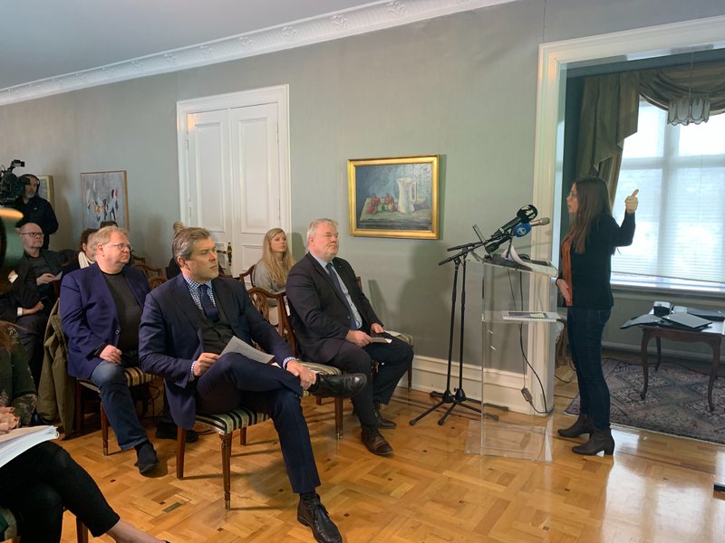 Af fundinum í dag þar sem nokkrir ráðherrar ríkisstjórnarinnar kynntu skýrsluna. MYND: Bára Huld Beck.