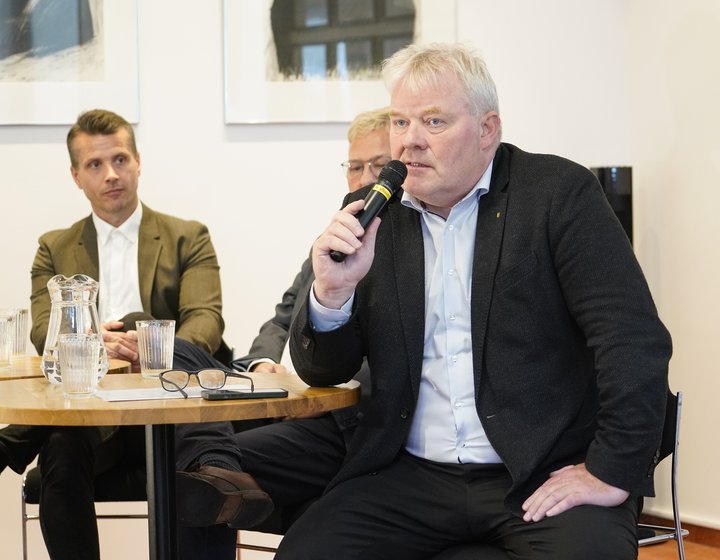Sigurður Ingi Jóhannsson innviðaráðherra á fundi um húsnæðismál, sem fram fór í húsakynnum HMS í dag.
