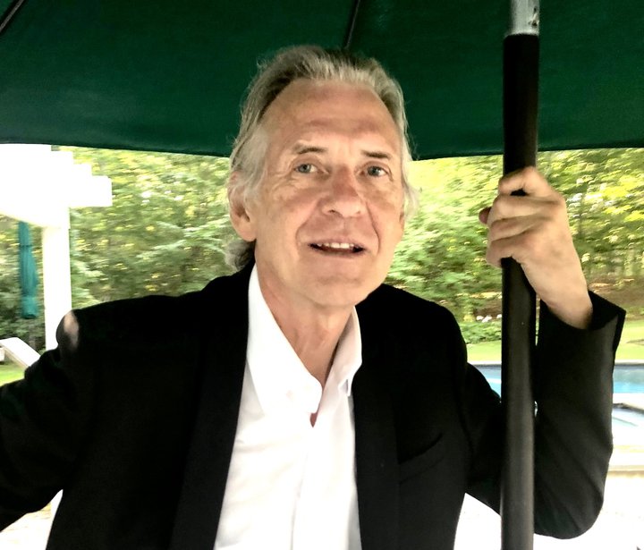 Jón Ólafsson, stofnandi Icelandic Glacial.