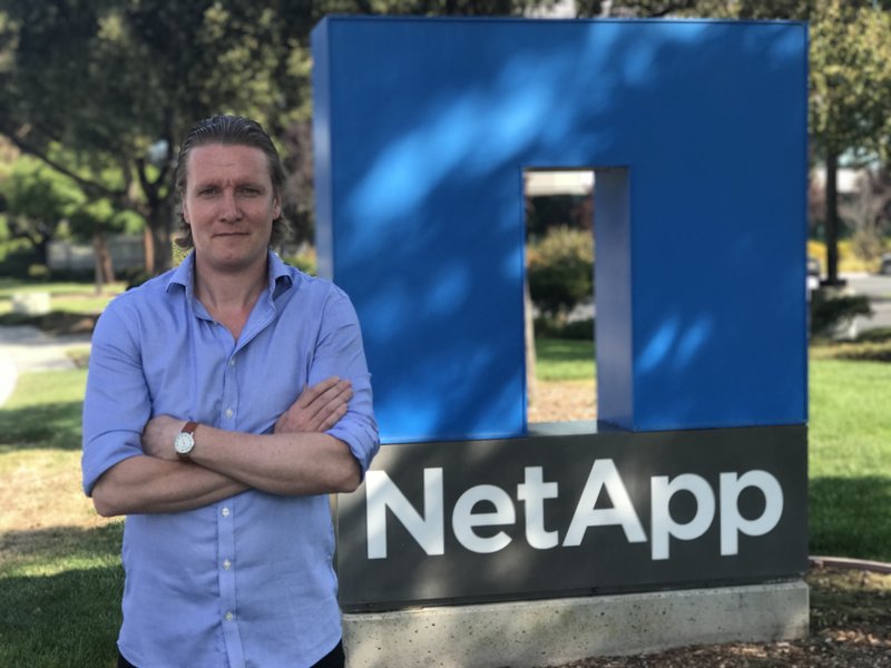 Jón Þ. Stefánsson, framkvæmdastjóri. Eiríkur segir innkomu hans hjá Greenqloud hafa skipt sköpum fyrir verkefnið og stækkunina, sem lokum leiddi til þess að NetApp keypti fyrirtækið.