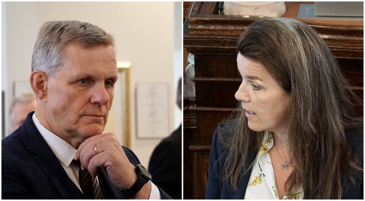 Jón Gunnarsson dómsmálaráðherra segir neyðarástand ríkja hjá Útlendingastofnun. Helga Vala Helgadóttir, þingmaður Samfylkingar, segir málaflutning dómsmálaráðherra með öllu óboðlegan.