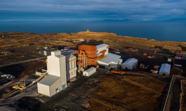 Kísilverksmiðjan í Helguvík eins og hún lítur út í dag.