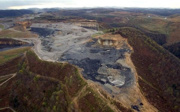 Kolanáma á fjallstoppi í Vestur-Virginíu.