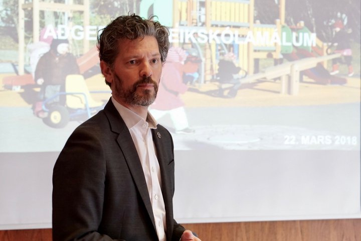 Dagur B. Eggertsson borgarstjóri leiðir lista Samfylkingingarinnar í Reykjavík áfram í sveitarstjórnarkosningum í vor. Hann gaf einn kost á sér í fyrsta sætið. Sitjandi borgarfulltrúar verma sex af átta efstu sætunum.