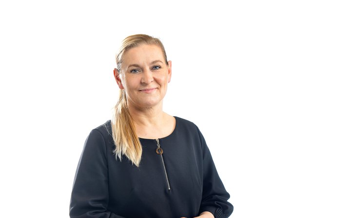 Lára Ómarsdóttir hefur starfað um árabil við fjölmiðla.