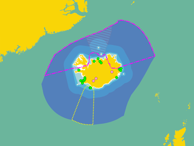 Rauðleit brotalína: Möguleg lögsaga bandalagsríkis norðurhjarans. Skástrikuð sneið: Sterk staða Grímseyjar, jafnvel sem sjálfstæðs ríkis, helgast meðal annars af áhrifasvæði Kolbeinseyjar. Ljósleita punktalínusneiðin: Möguleg lögsaga Vestmannaeyja sem fullvalda greifadæmis. Grænir og bleikir deplar: Nokkrar helstu auðvalds- og orkustöðvar mæðra- og feðraveldisins. GRUNNKORT: Gæslan / Brotalínur og deplar: ÁBH