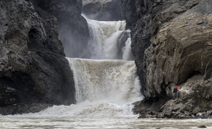 Foss í Farinu, útrennsli Hagavatns.