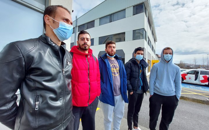 Í hopnum sem vísa á úr landi eru m.a. Palestínumenn sem hér hafa dvalið lengi.