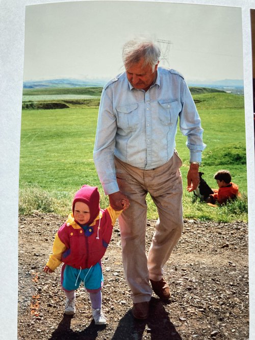 Pálína og afi hennar, Jón Ólafsson. Mynd: Úr einkasafni