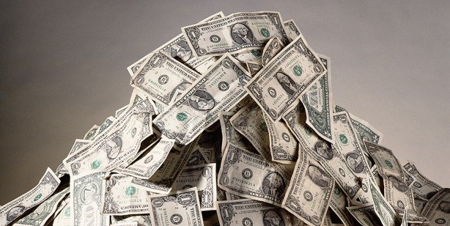 Samkvæmt áætlun um losun fjármagnshafta, mun Seðlabankinn gefa lífeyrissjóðum rýmri heimildir til að fjárfesta erlendis.