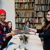 Phumzil Mlambo-Ngcuka, framkvæmdastjóri UN Women, og Katrín Jakobsdóttir, forsætisráðherra, við afhendingu viljayfirlýsingarinnar.
