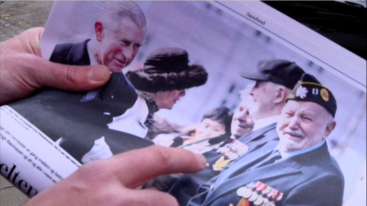 Ein orðan sem Plaun skartaði, en hún reyndist eftirlíking.