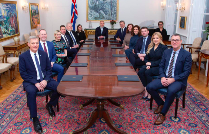 Annað ráðuneyti Katrínar Jakobsdóttur hefur starfað síðan í nóvember 2021.