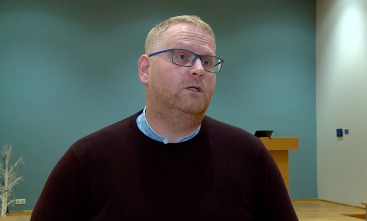 Einar Hermannsson sagði af sér sem formaður SÁÁ í gær.