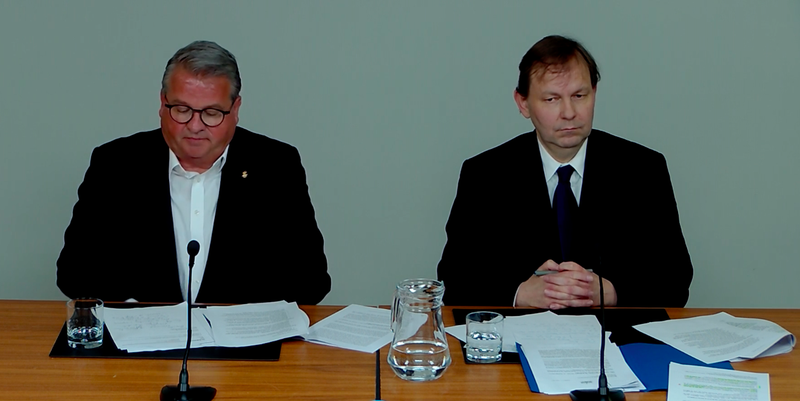 Lárus Blöndal, stjórnarformaður Bankasýslu ríkisins, og Jón Gunnar Jónsson, forstjóri hennar.