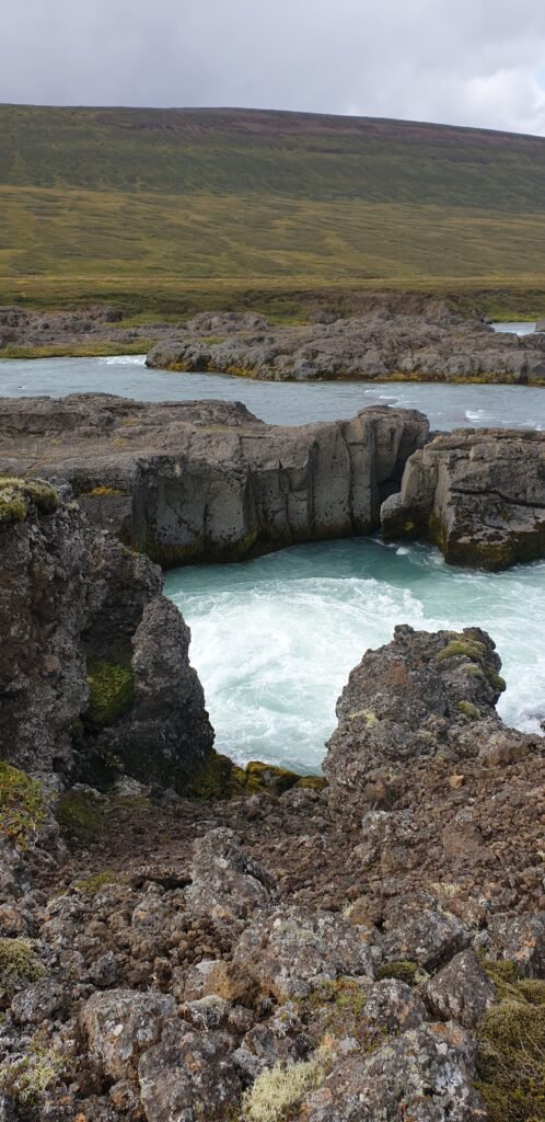 Skjálfandafljót á þeim slóðum þar sem Einbúavirkjun er fyrirhuguð. Mynd: SUNN