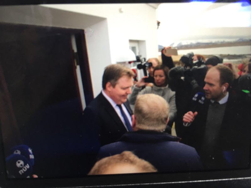 Sigmundur Davíð Gunnlaugsson yfirgefur Bessastaði