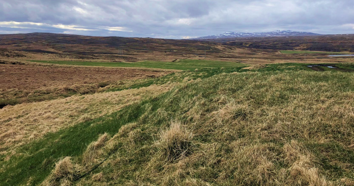 Framkvæmdasvæðið er í landi Sólheima, sveitabæjar í Dalabyggð.