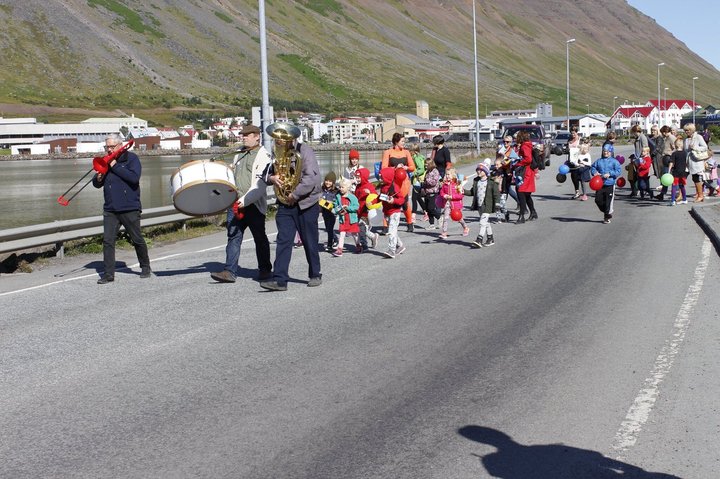 Tungumálaskrúðgangan á Ísafirði 2017