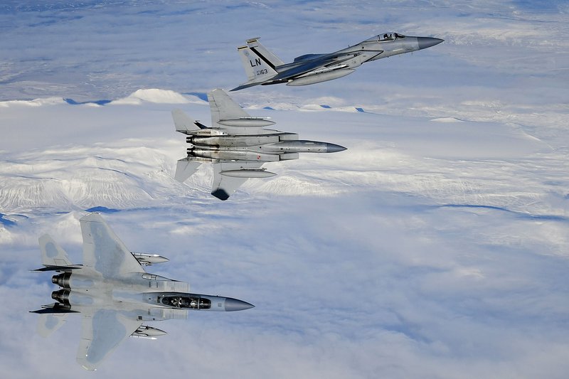 Bandarískar herþotur í loftrýmisgæslu yfir Íslandi. Mynd: Landhelgisgæslan