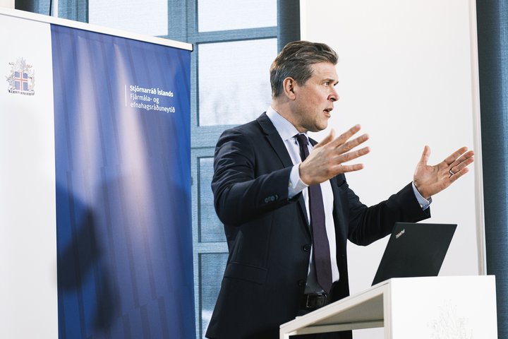 Bjarni Benediktsson, fjármála- og efnahagsráðherra og formaður Sjálfstæðisflokksins. Flokkur hans bætir mestu við sig á milli mánaða.