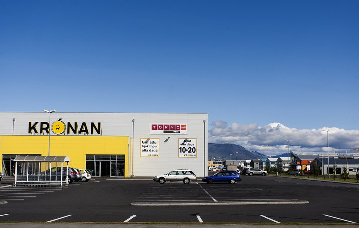 Verslun Krónunnar úti á Granda.