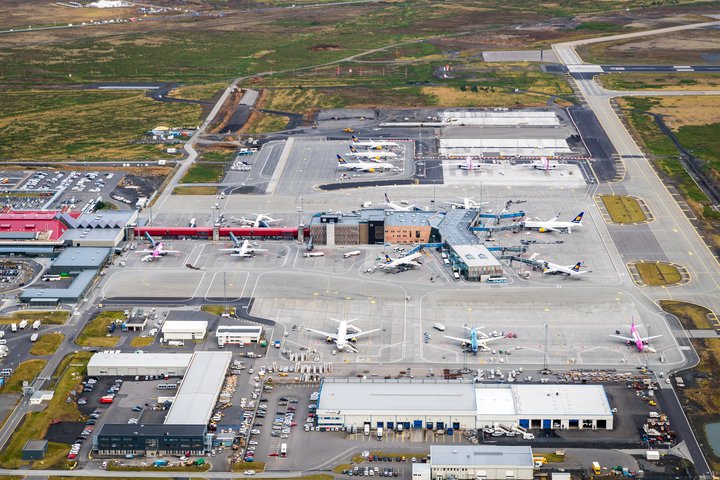 Keflavíkurflugvöllur. Farþegum þar fækkaði um 81 prósent í fyrra miðað við árið 2019.