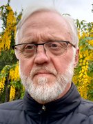 Ásgeir Hvítaskáld er höfundur bókarinnar.