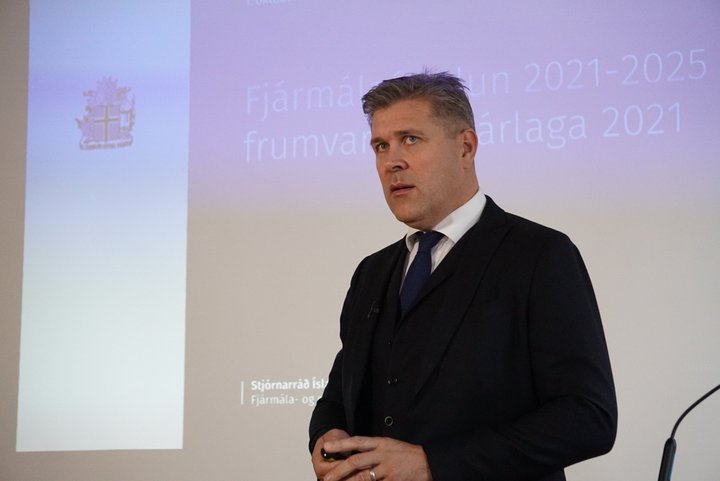 Bjarni Benediktsson fjármála- og efnahagsráðherra kynnti úttekt séreignarsparnaðar sem lið í efnahagsaðgerðum stjórnvalda til að bregðast við kreppunni sem fylgdi heimsfaraldrinum.