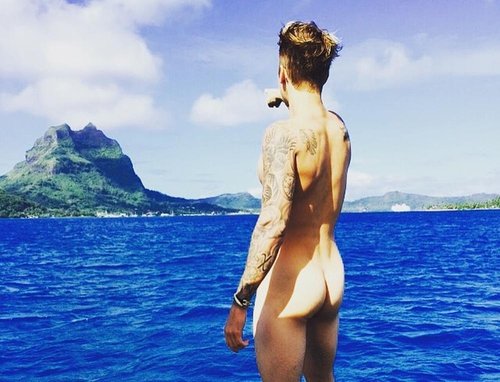 Justin Bieber birti þessa mynd á Instagram. Hann eyddi henni síðar.