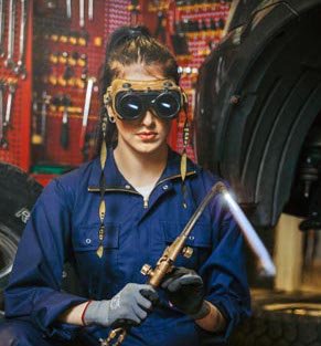 Guðrún Svava, nemandi í bifvélavirkjun.