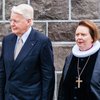 Agnes ásamt Ólafi Ragnari Grímssyni á leið í Dómkirkjuna við þingsetningu Alþingis.