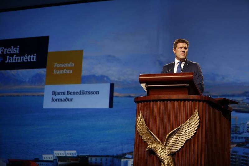 Bjarni Benediktsson, forsætisráðherra og formaður Sjálfstæðisflokksins, hefur verið miðpunkturinn í umfjöllun Stundarinnar um sambland viðskipta og stjórnmála, í aðdraganda hrunsins.