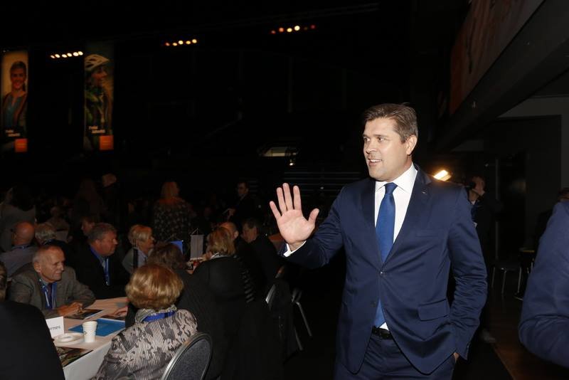 Hvað gerir Bjarni Benediktsson nú?