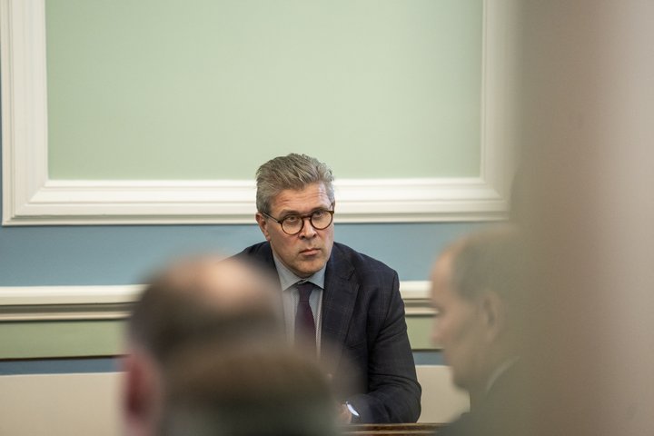 Bjarni Benediktsson, fjármála- og efnahagsráðherra og formaður Sjálfstæðisflokksins. Ráðuneyti hans ber ábyrgð á eignarhlutum ríkisins í fjármálafyrirtækjum.