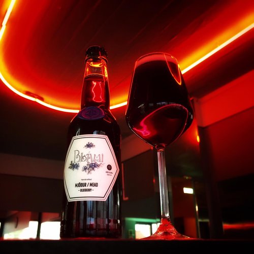 Blámi er einn þeirra mjaða sem Öldur býr til.